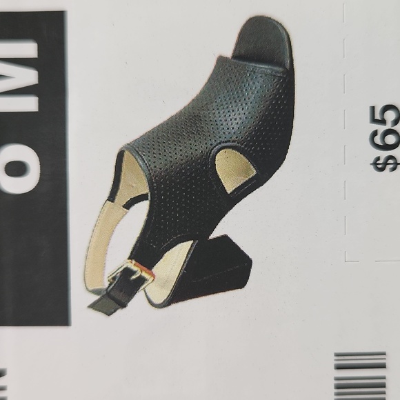 Liz Claiborne memory foam sandals - Picture 9 of 9